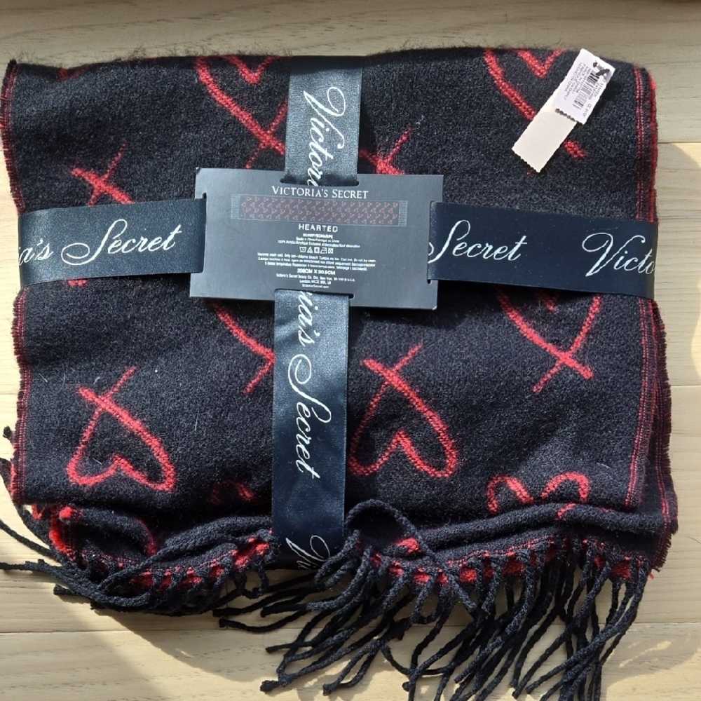 Victoria's Secret Black and Red Scarf